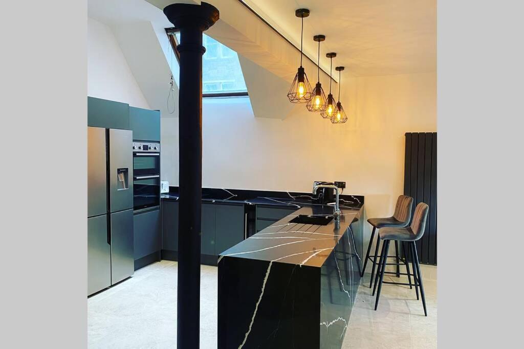 Luxury Royal Mile Boutique 2Bedroom Apartment Edinburgh Ngoại thất bức ảnh