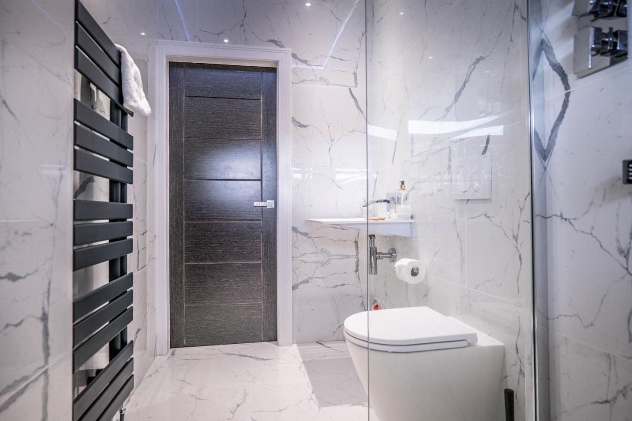 Luxury Royal Mile Boutique 2Bedroom Apartment Edinburgh Ngoại thất bức ảnh